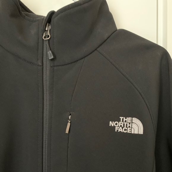 North face black thin jacket - Picture 3 of 9